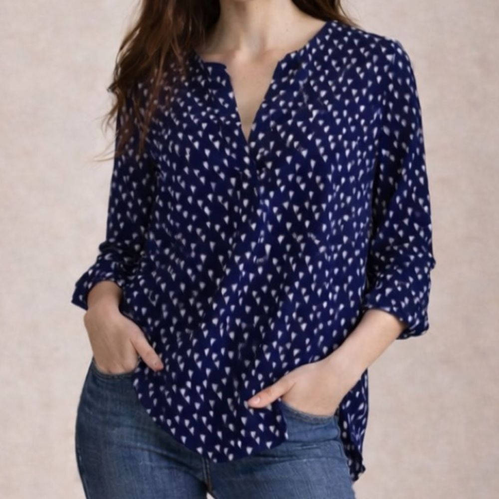 Pixley Blue & White Heart Print Popover Blouse Sz Med  Roll Tab Sleeve Tunic Top